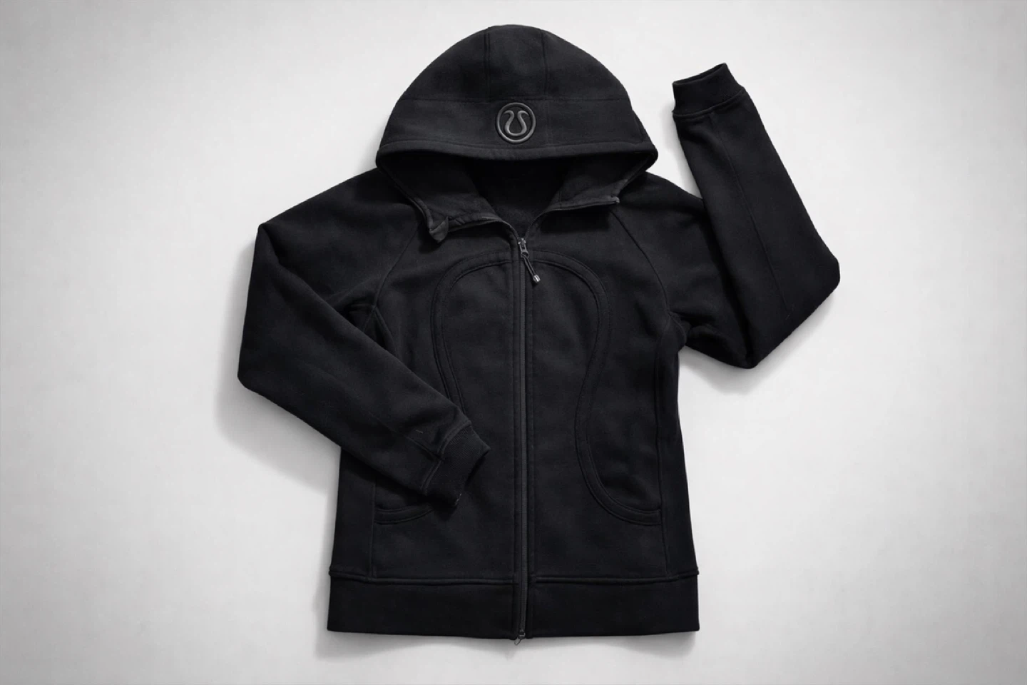 Lululemon Scuba Hoodie Black - Medium