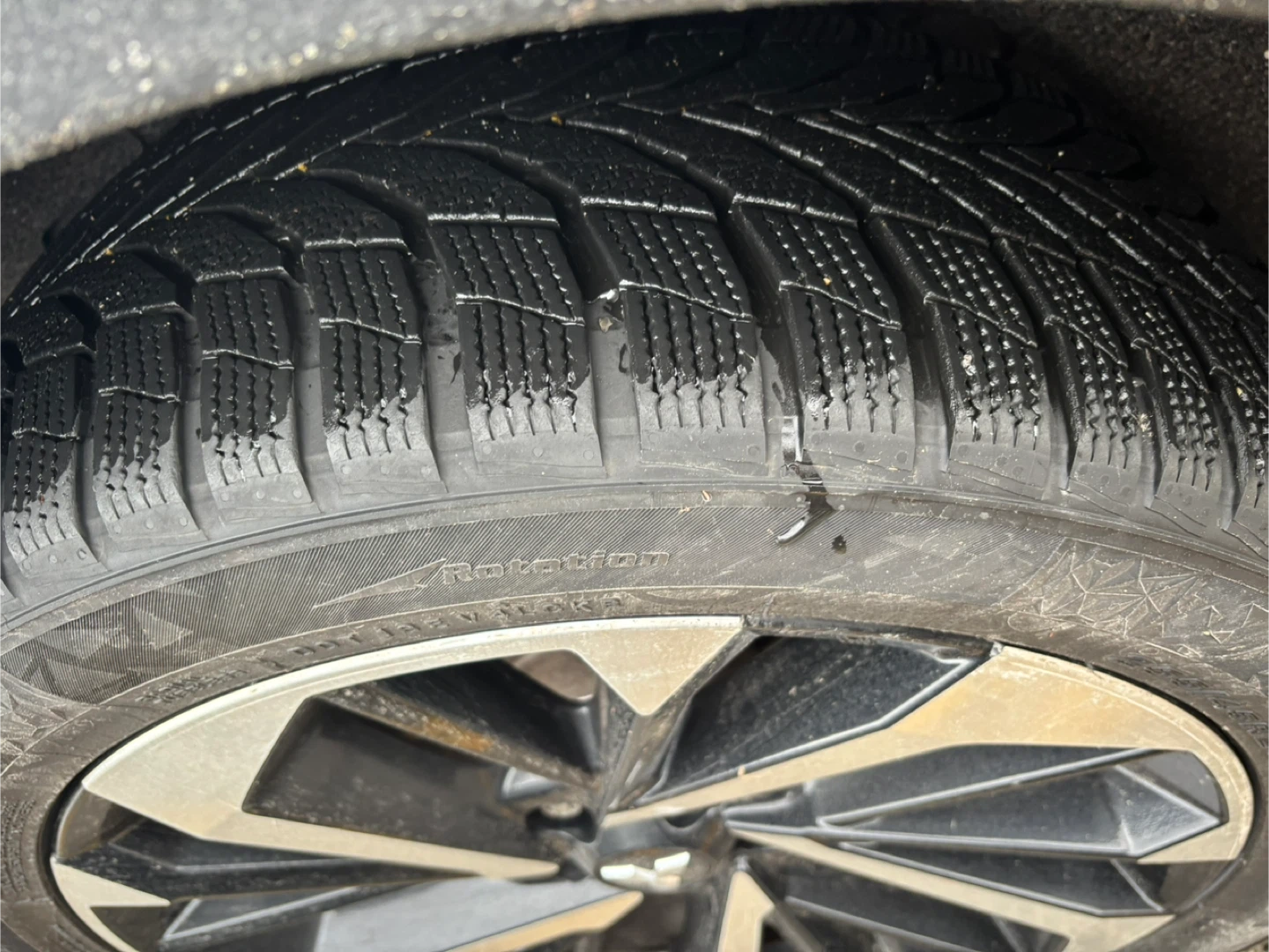 255/45R20 105V Winter Tire - photo 2