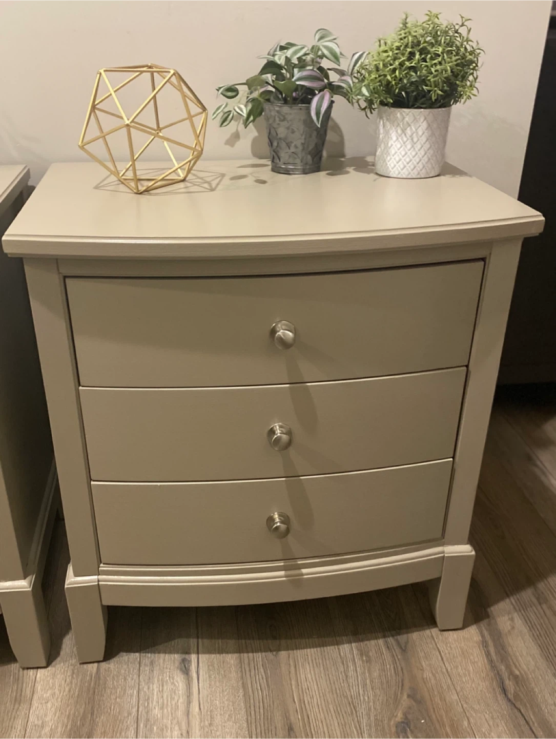 Hardwood King Nightstands Taupe & Silver - photo 4