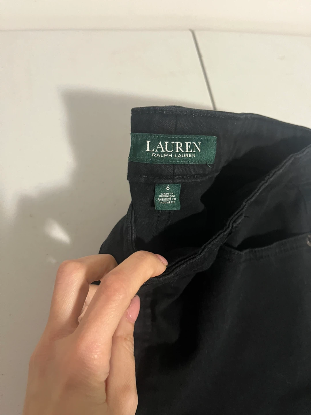 3 sweaters and jeans size medium - photo 5