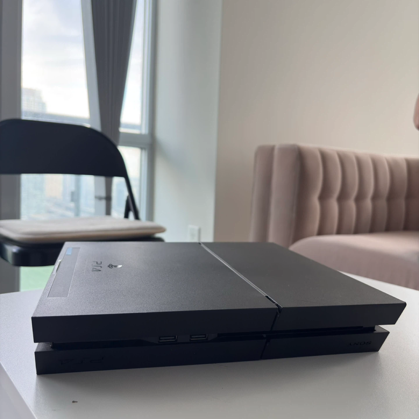 PlayStation 4 with Games & Controller🧡