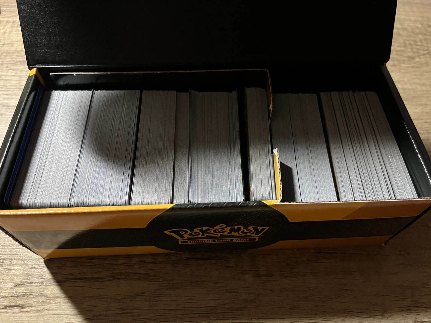 A Lot of Pokemon Reverse Holos (500+)