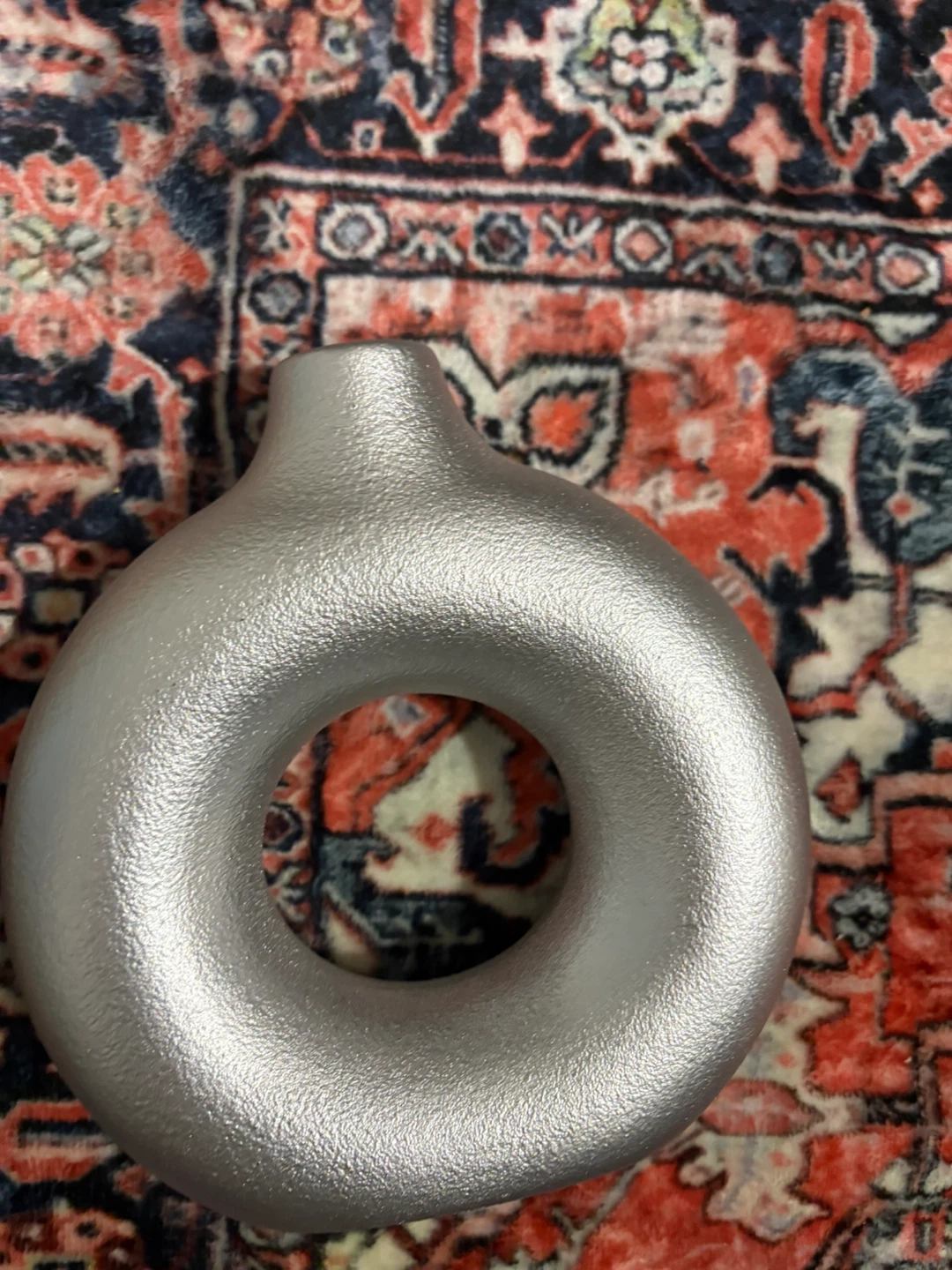 🧡 Silver Donut Vase - Modern Decor