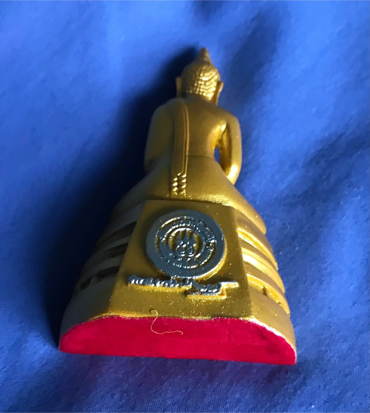 Small Buddha resin statue New - photo 2
