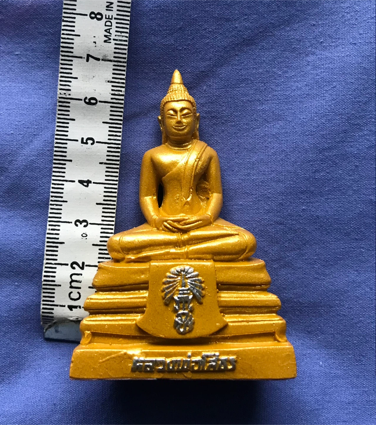 Small Buddha resin statue New - photo 3