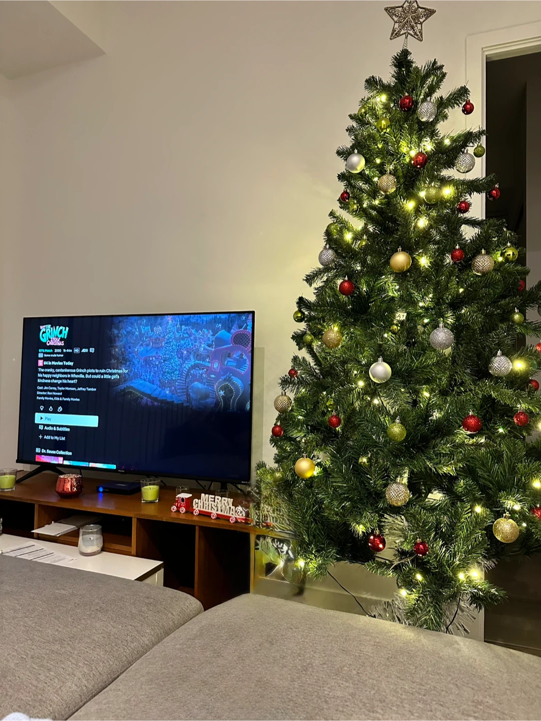 50” Hisense TV - photo 2