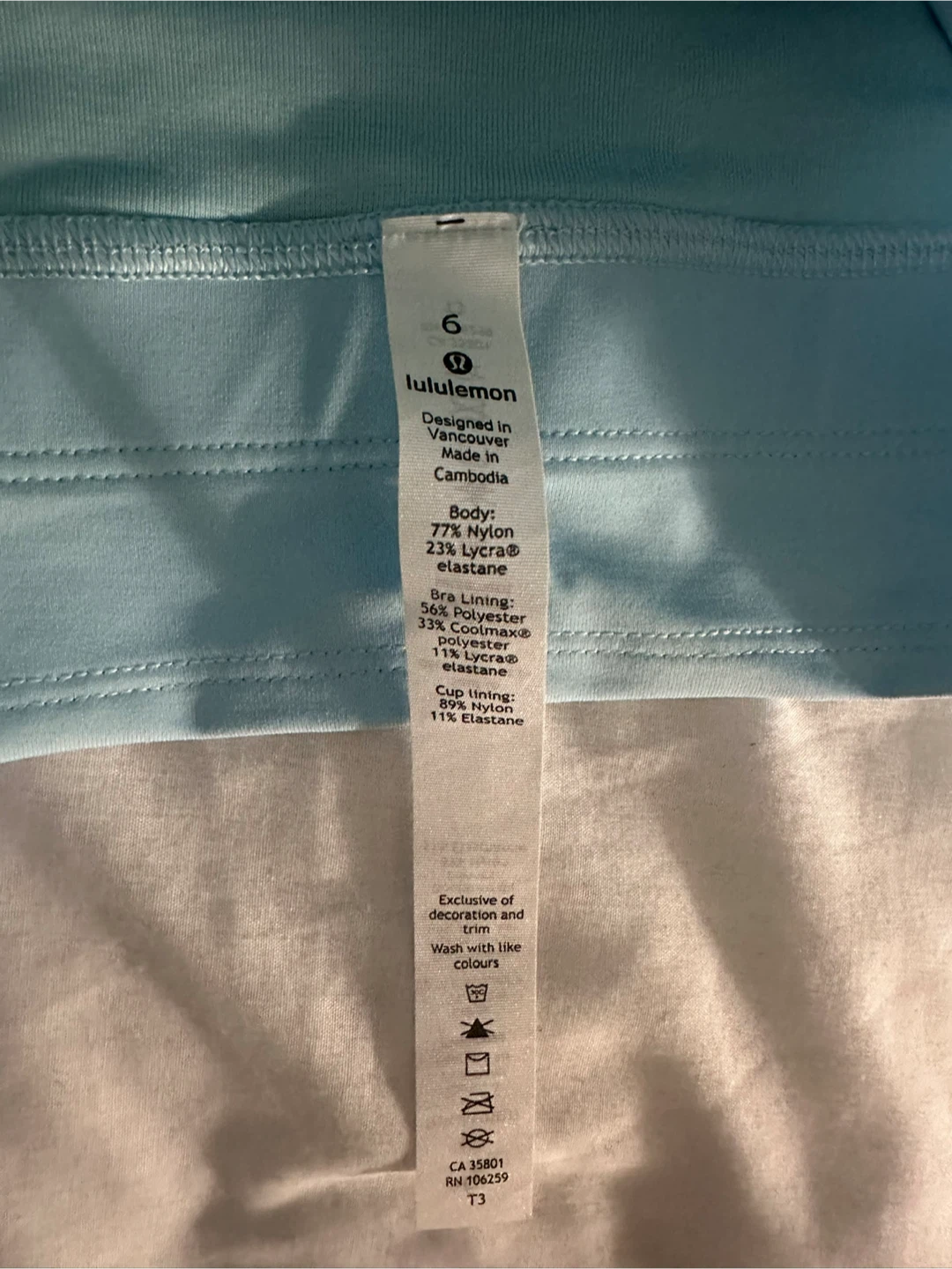 Lululemon Sports Bra Size 6 - photo 3
