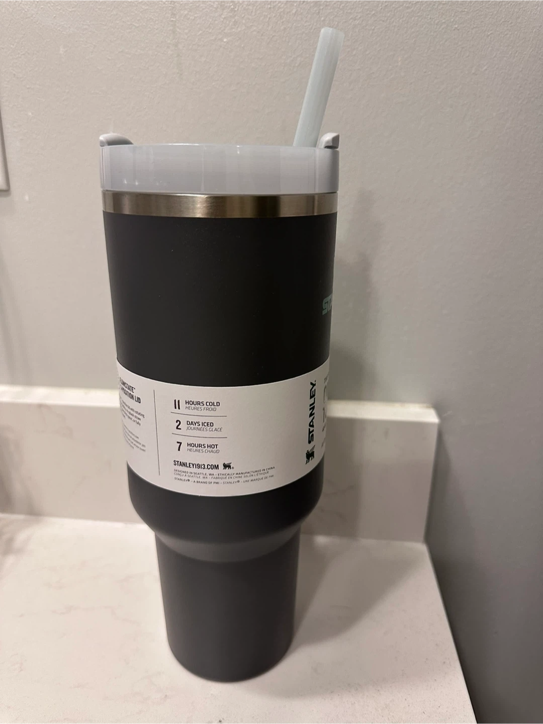 Stanley The FlowState Quencher H2.0 Tumbler 40oz Grey - photo 4