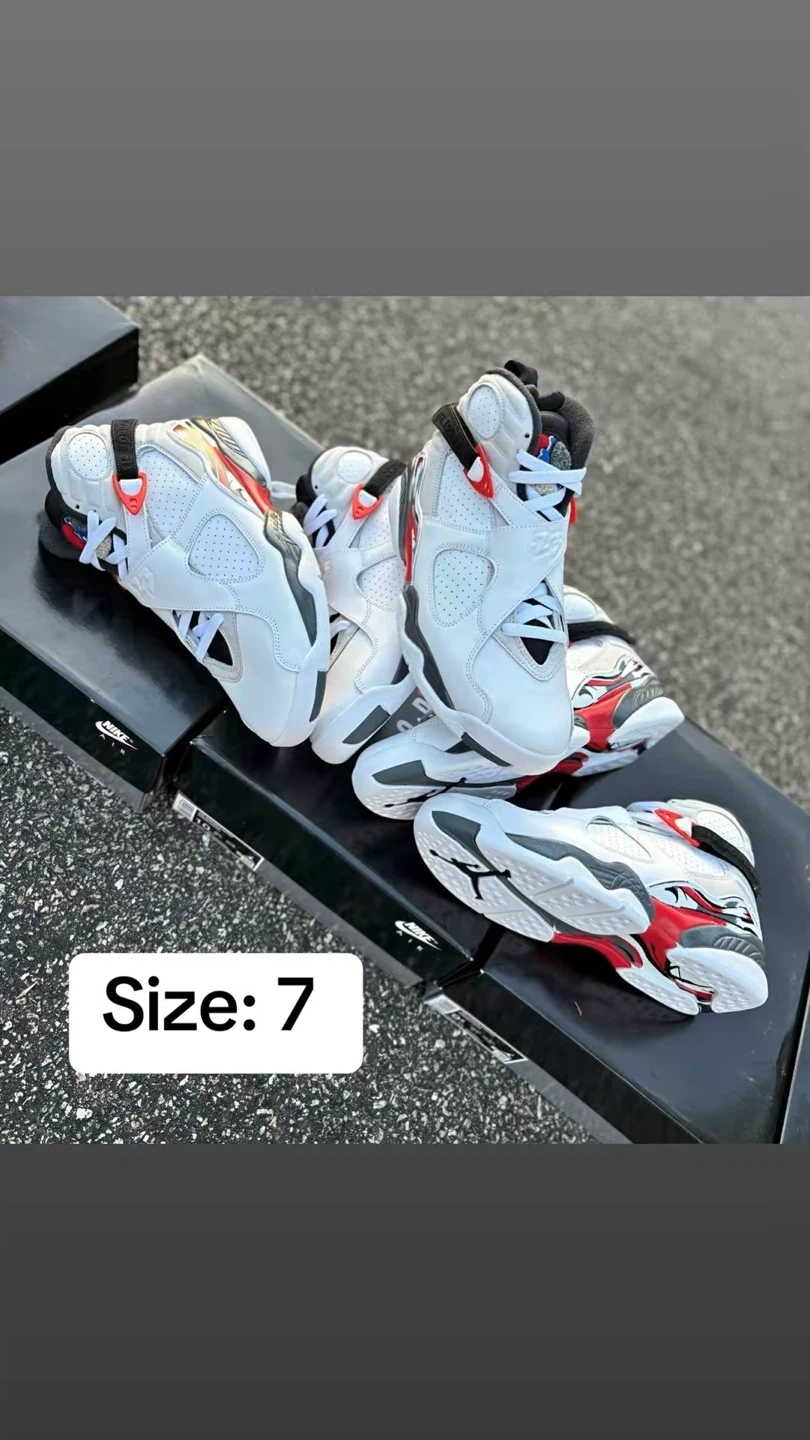 Nike Air Jordan 8 Retro, Size 7