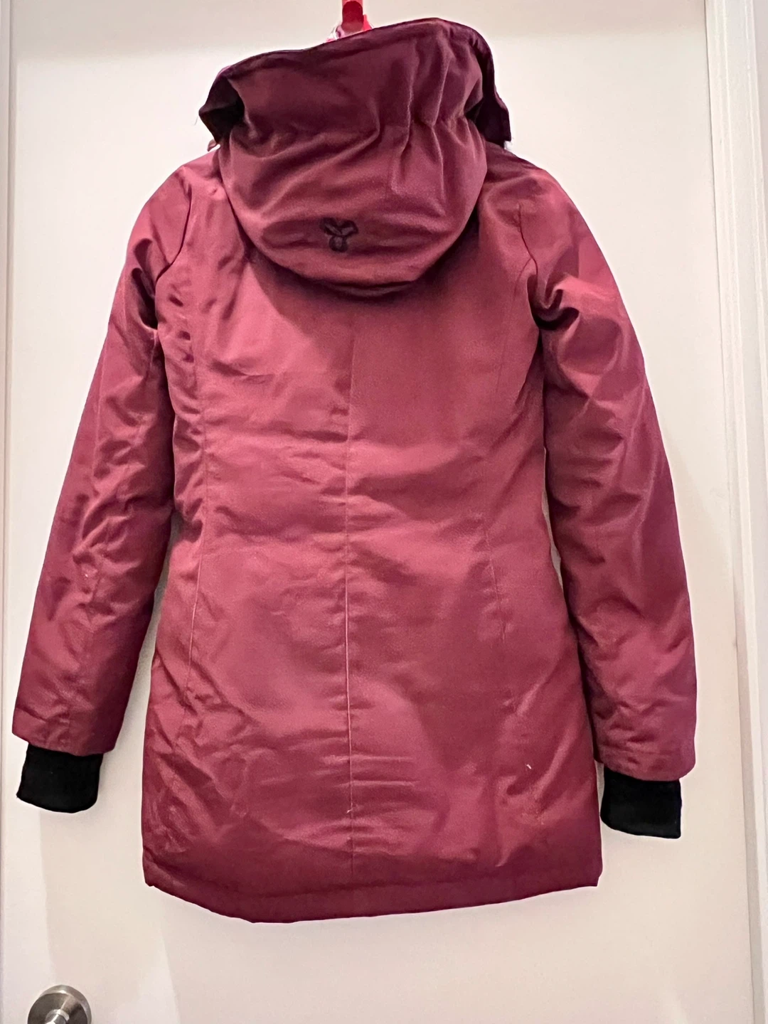 Aritzia - TNA Golden Women's Winter Parka - Burgundy - photo 3