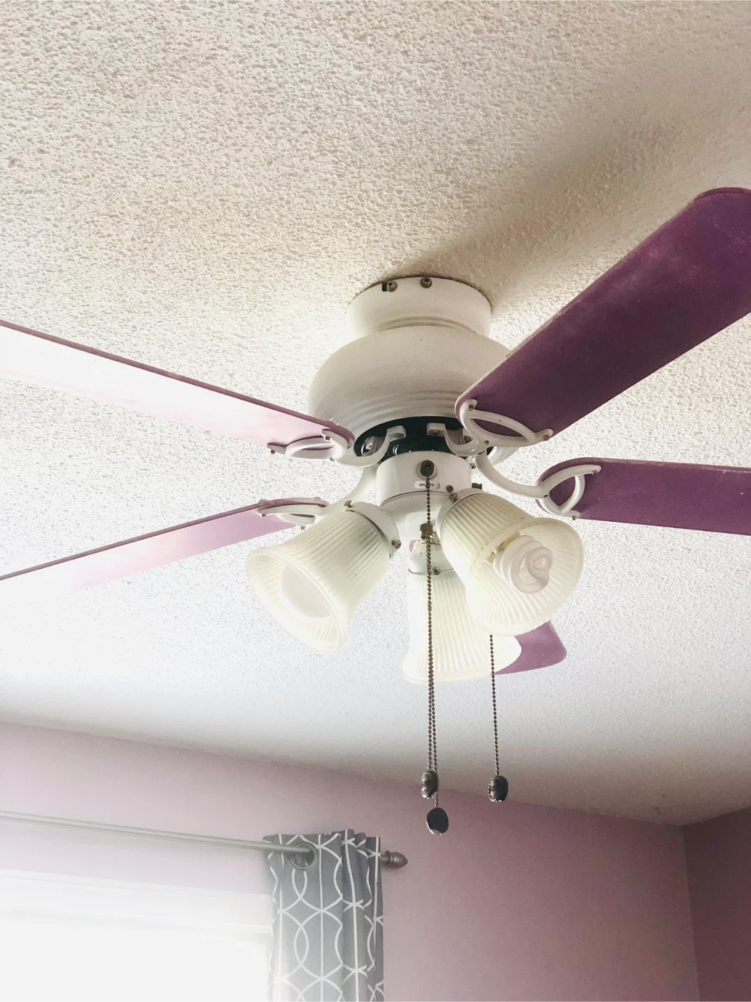 Purple & White Ceiling Fan with Lights - photo 2