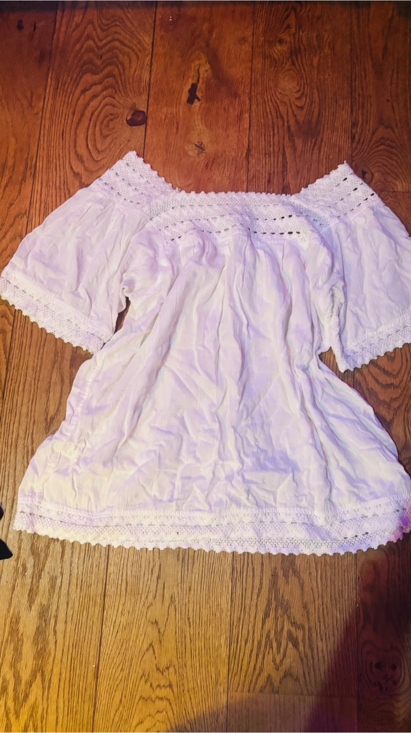 White Lace Trimmed Top - photo 2