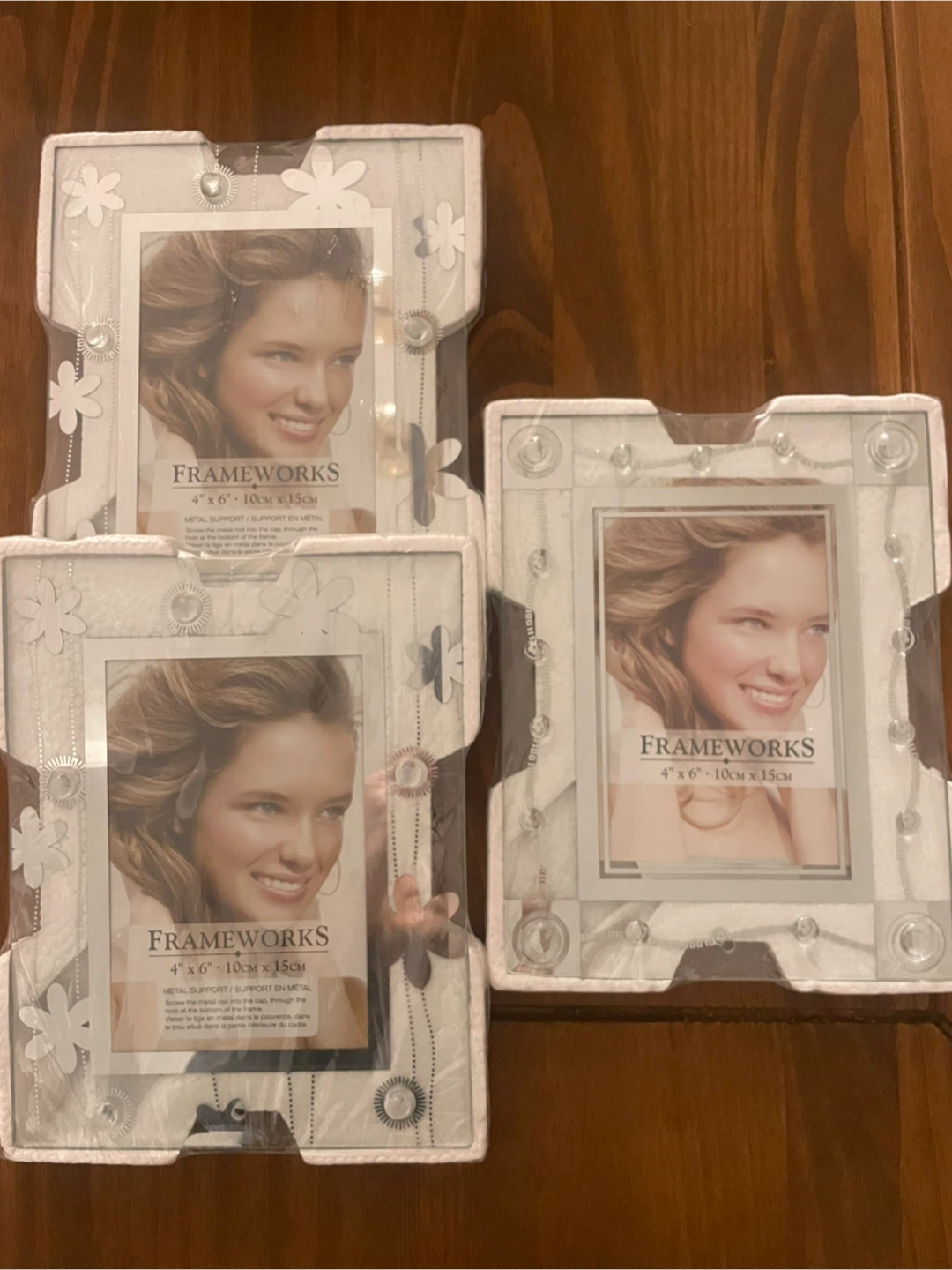 ❤️ 4" x 6" Picture Frames