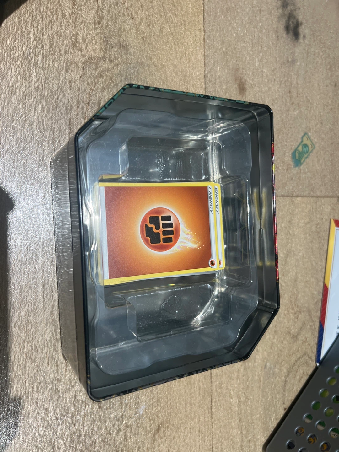 Pokémon Trading Cards with Tin - photo 2