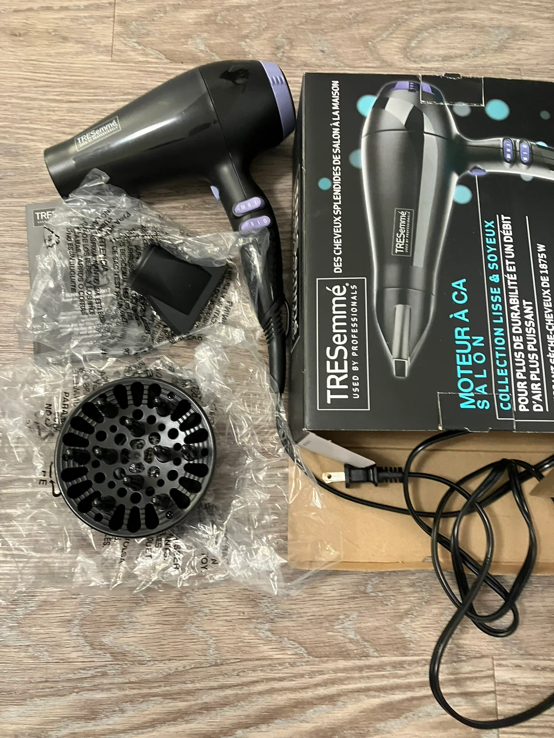 TRESemmé Salon Hair Dryer