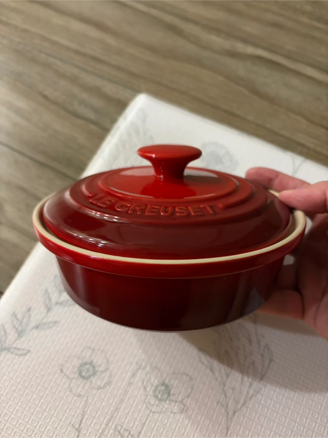 Le Creuset Red Cocotte - photo 2