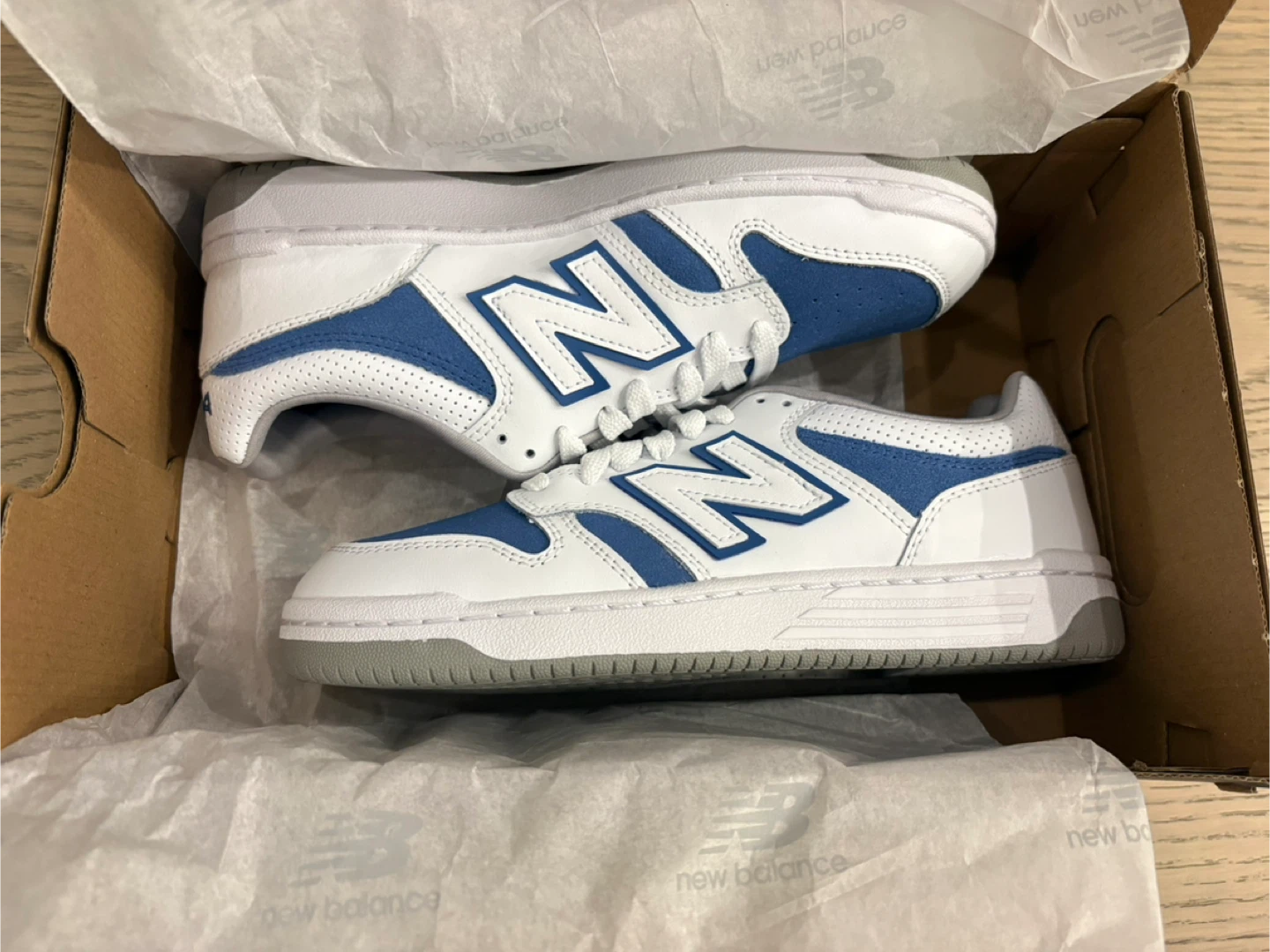 New Balance 480 Kids White/Blue Shoes - Size 6 youth