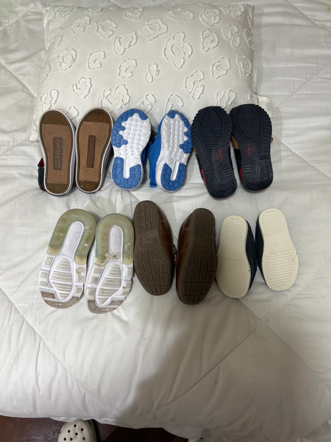 Assorted Baby/Toddler Shoes - Size 5-6 - photo 3