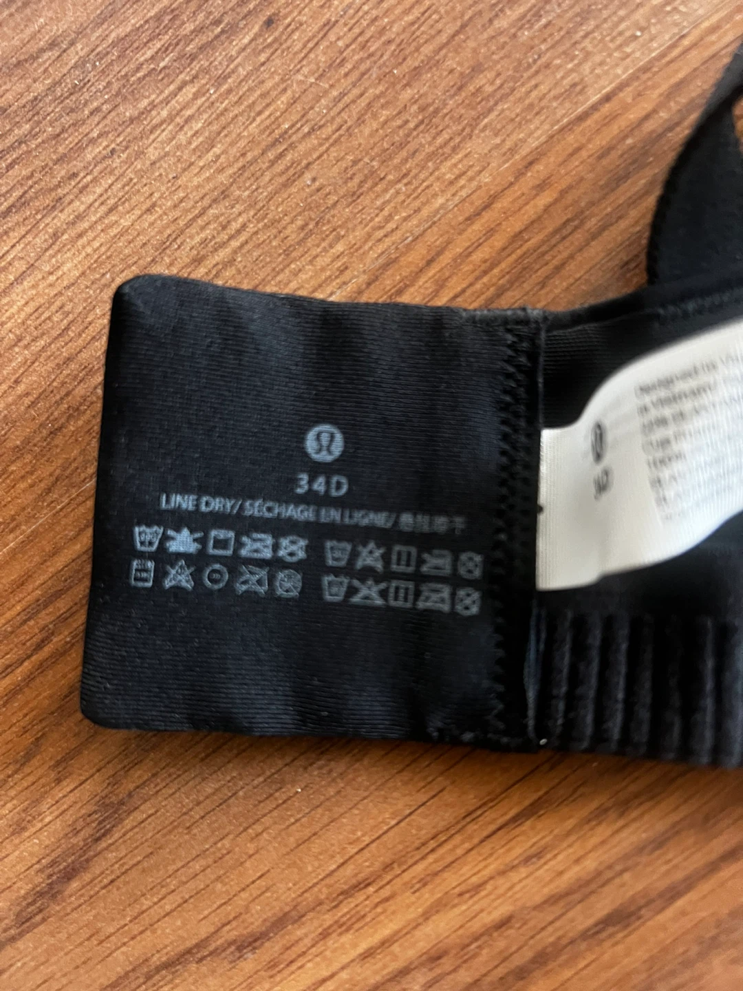 Lululemon Black Padded Sports Bra - Size 34D - photo 3