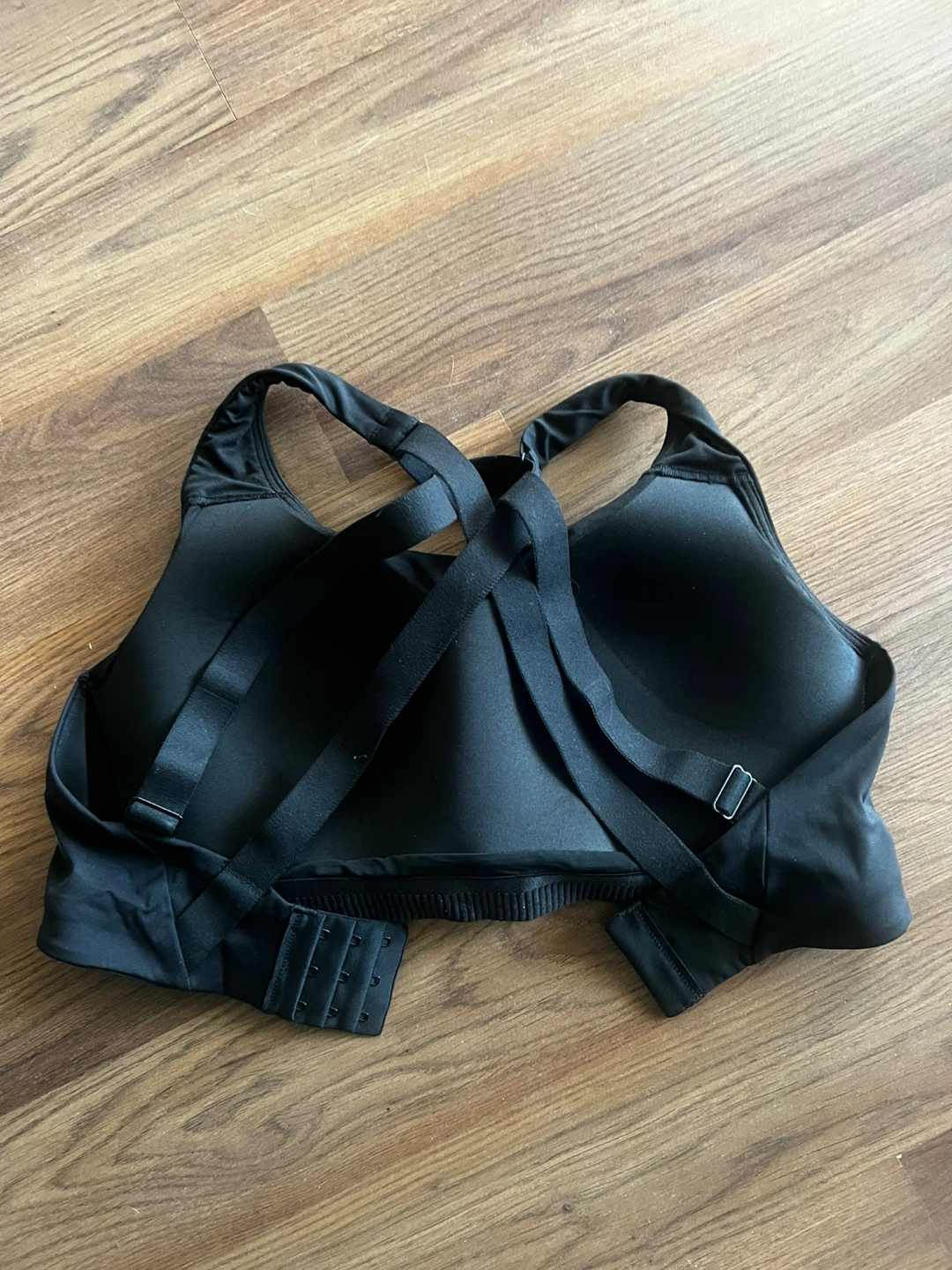 Lululemon Black Padded Sports Bra - Size 34D - photo 4