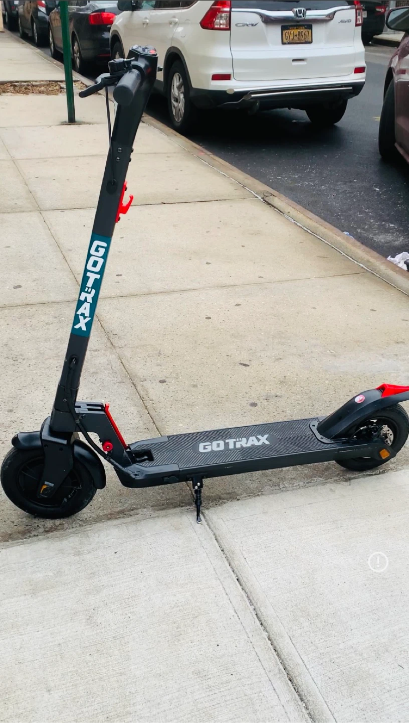 GoTrax Electric Scooter