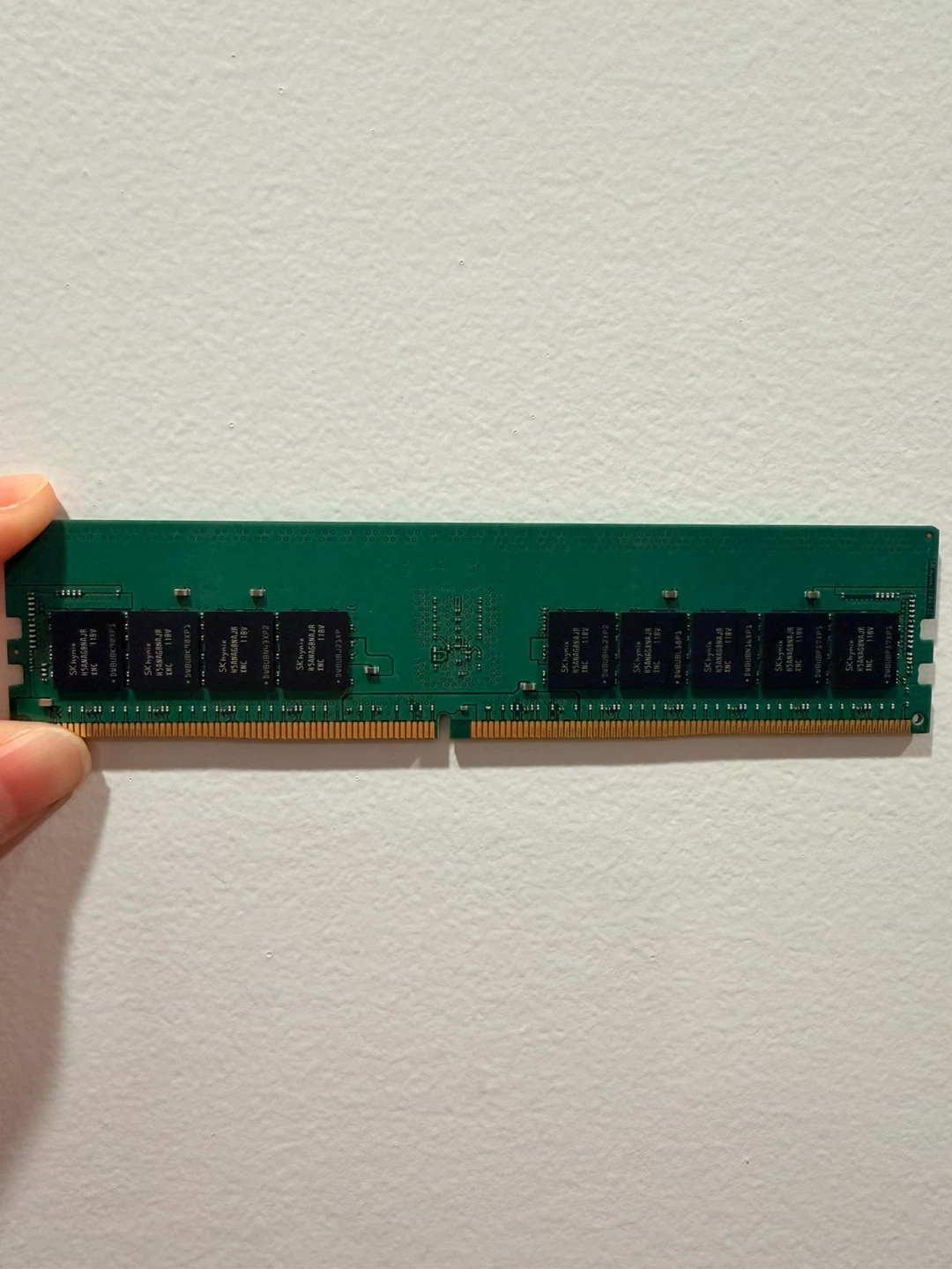32GB DDR4-3200 ECC Registered (RDIMM) Server RAM SK hynix - photo 2