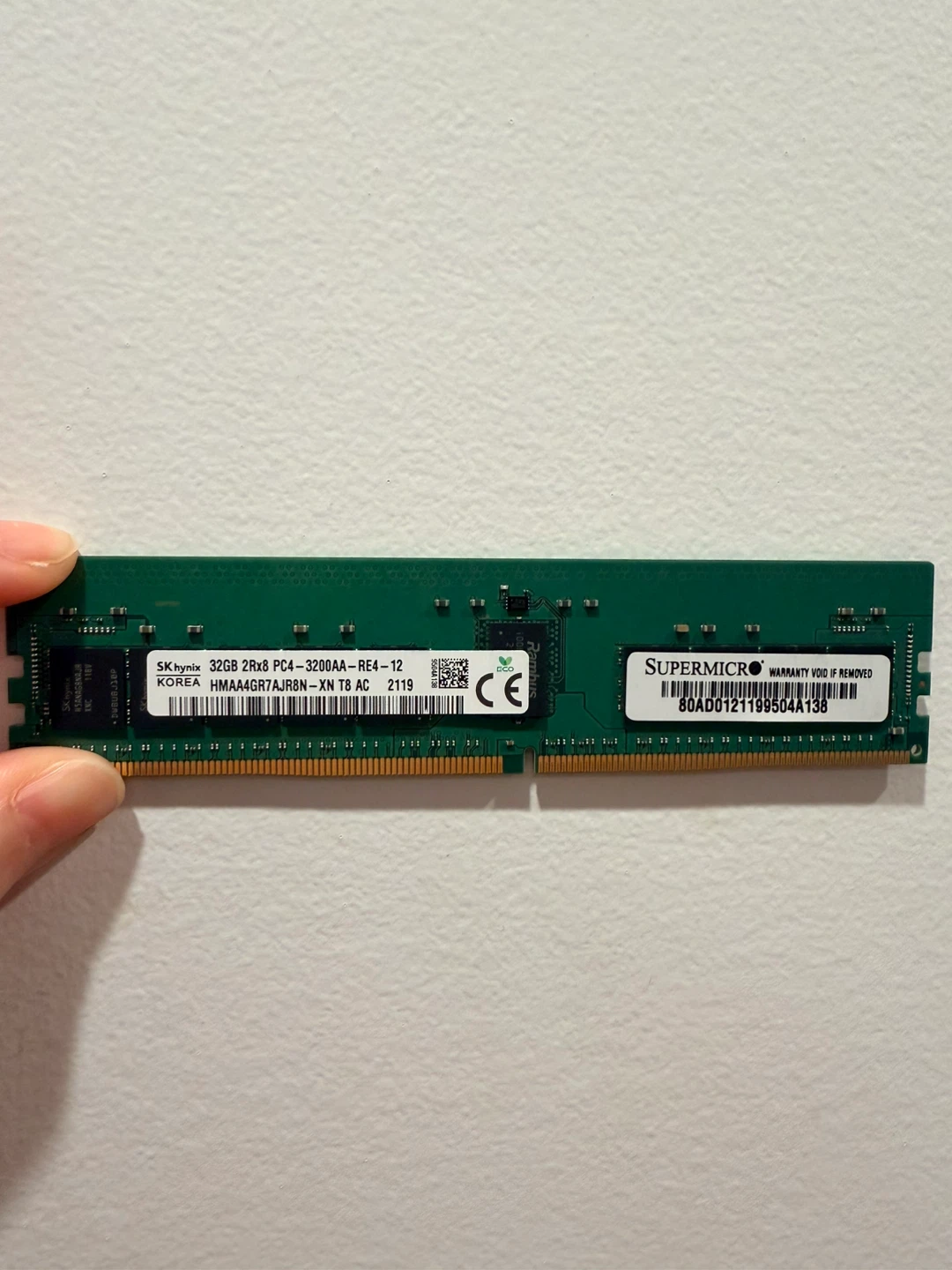 32GB DDR4-3200 ECC Registered (RDIMM) Server RAM SK hynix