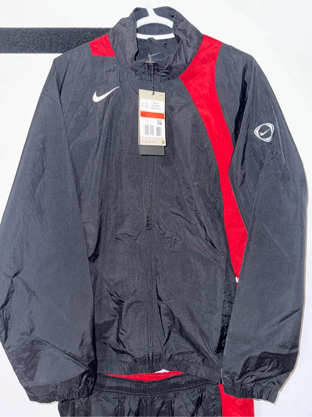 BRAND NEW NIKE TRACKSUIT - photo 3