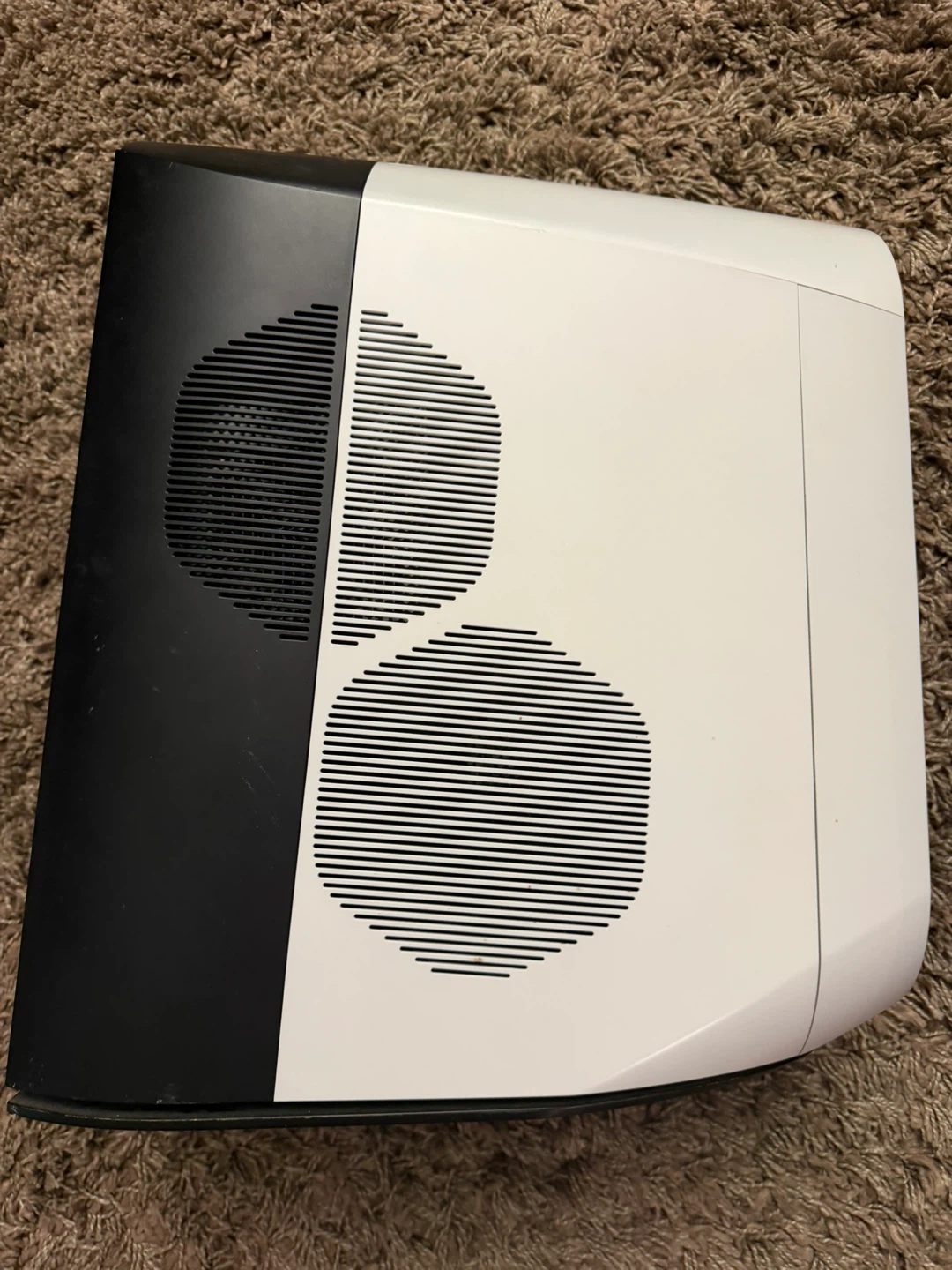 Alienware Aurora R13 Gaming PC - photo 2