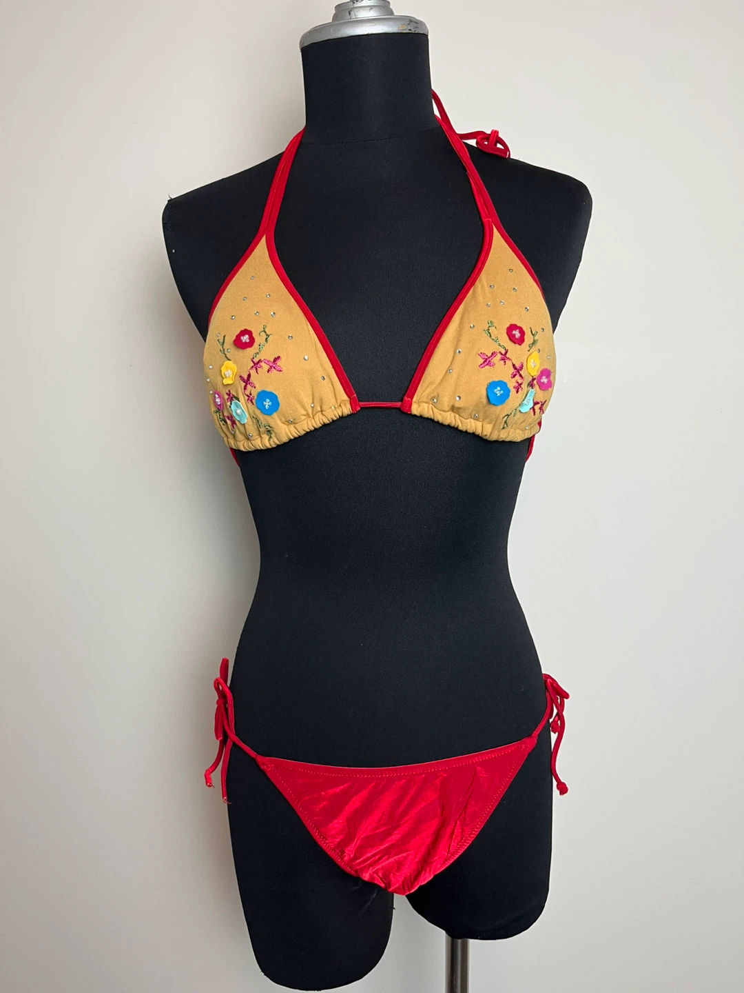 Red Bikini Set, Size EU 75
