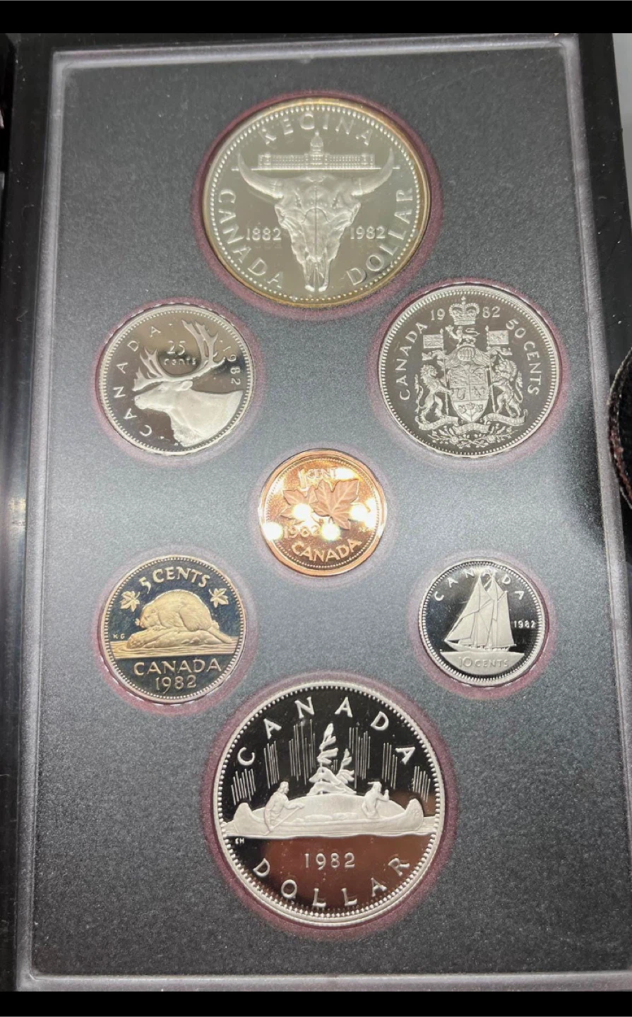 1982 Canadian Coin Set - Collectible