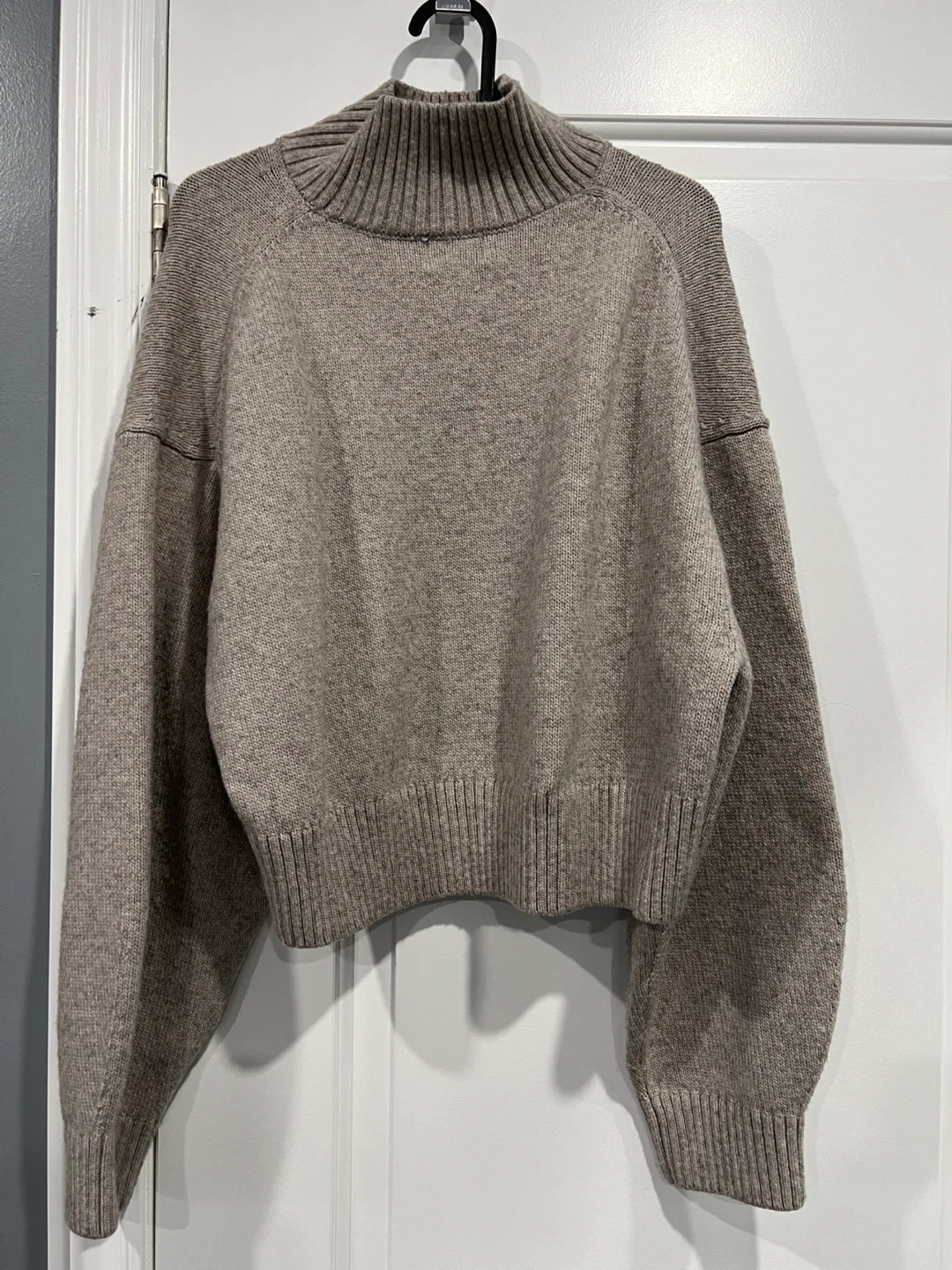 H&M Beige turtle neck Sweater - Size S fits M