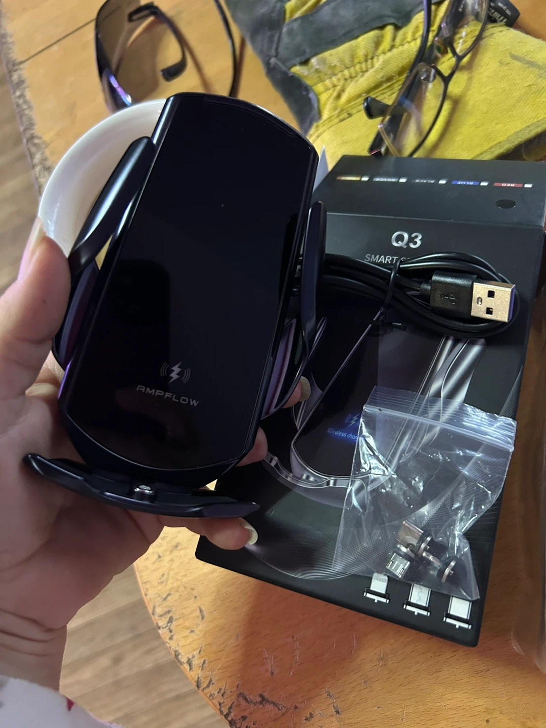 Q3 Smart Sensor Car Wireless Charger - New