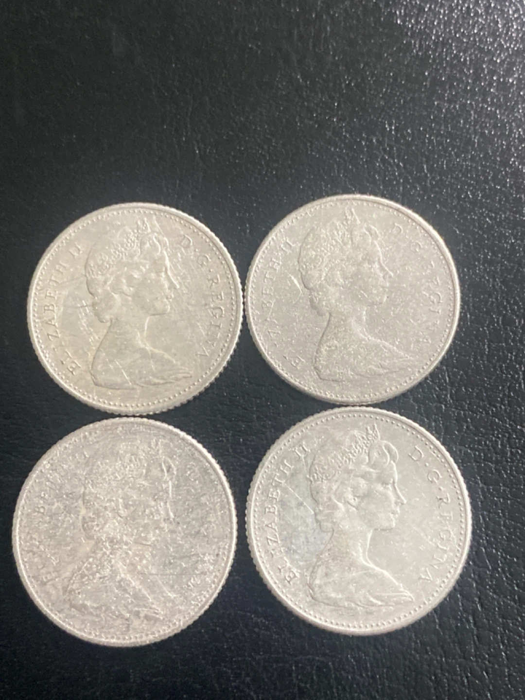 Vintage 1967 Canadian silver 10 Cent Coins - photo 3