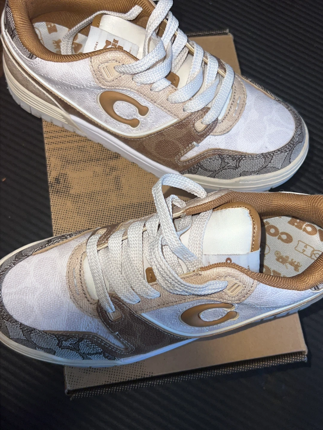 Coach SOHO SNKR SIG Shoes - Size 7.5 - photo 5