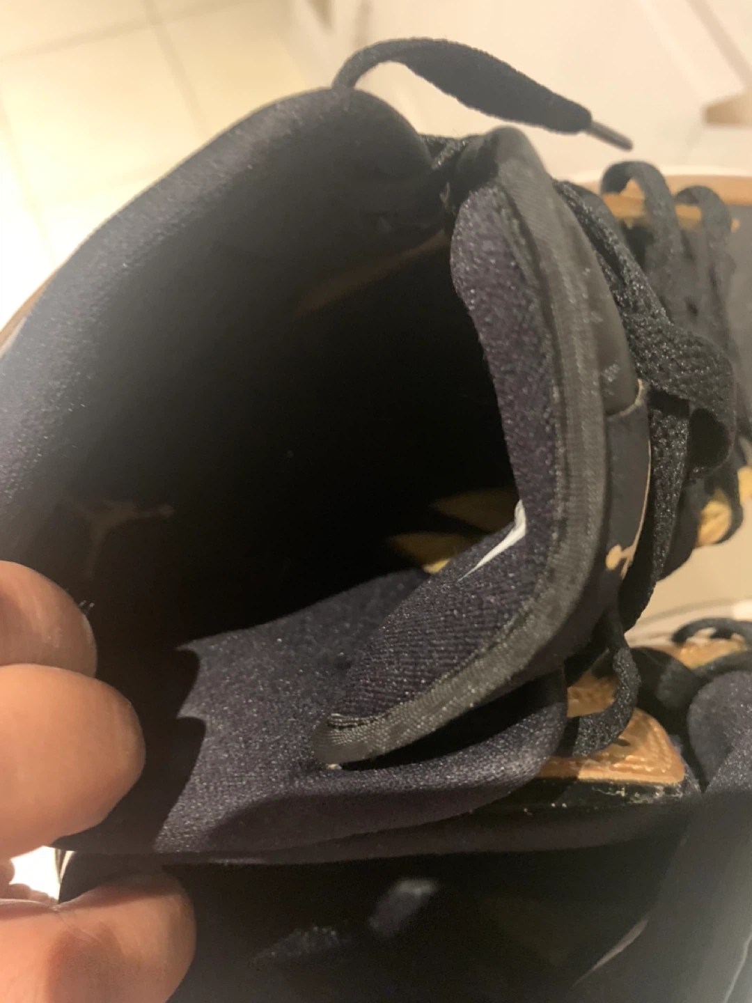 Nike Air Jordan 1 Mid Gold Black Size  7 US - photo 4