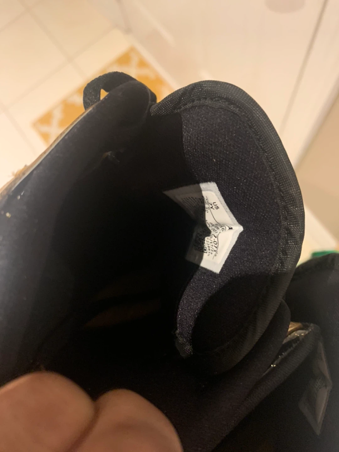 Nike Air Jordan 1 Mid Gold Black Size  7 US - photo 5