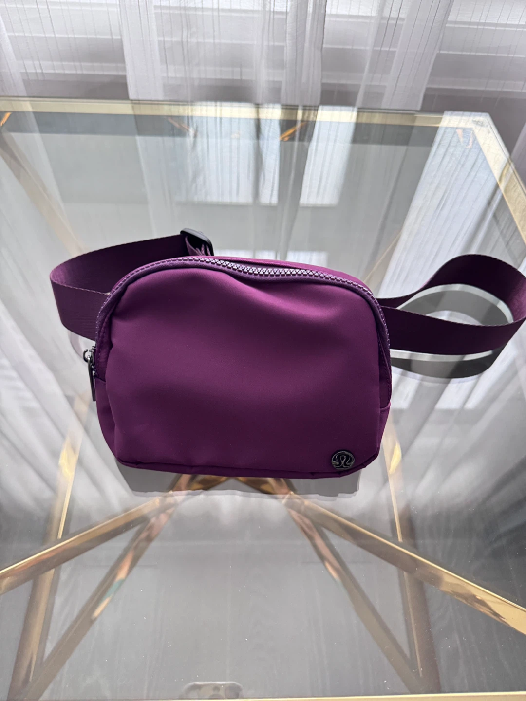 Lululemon Everywhere Belt Bag - Plum