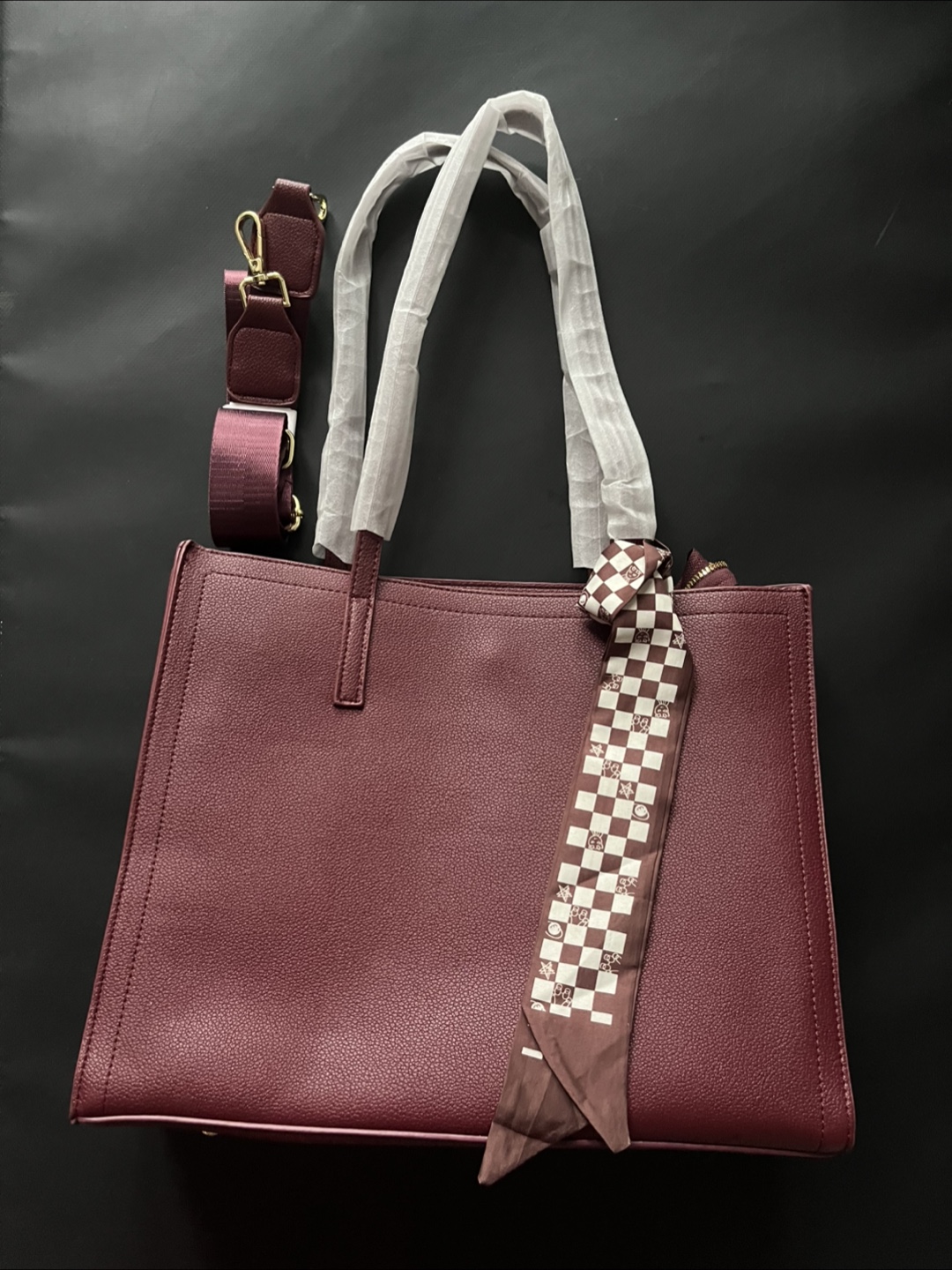 Minnie Mouse Burgundy Tote Bag