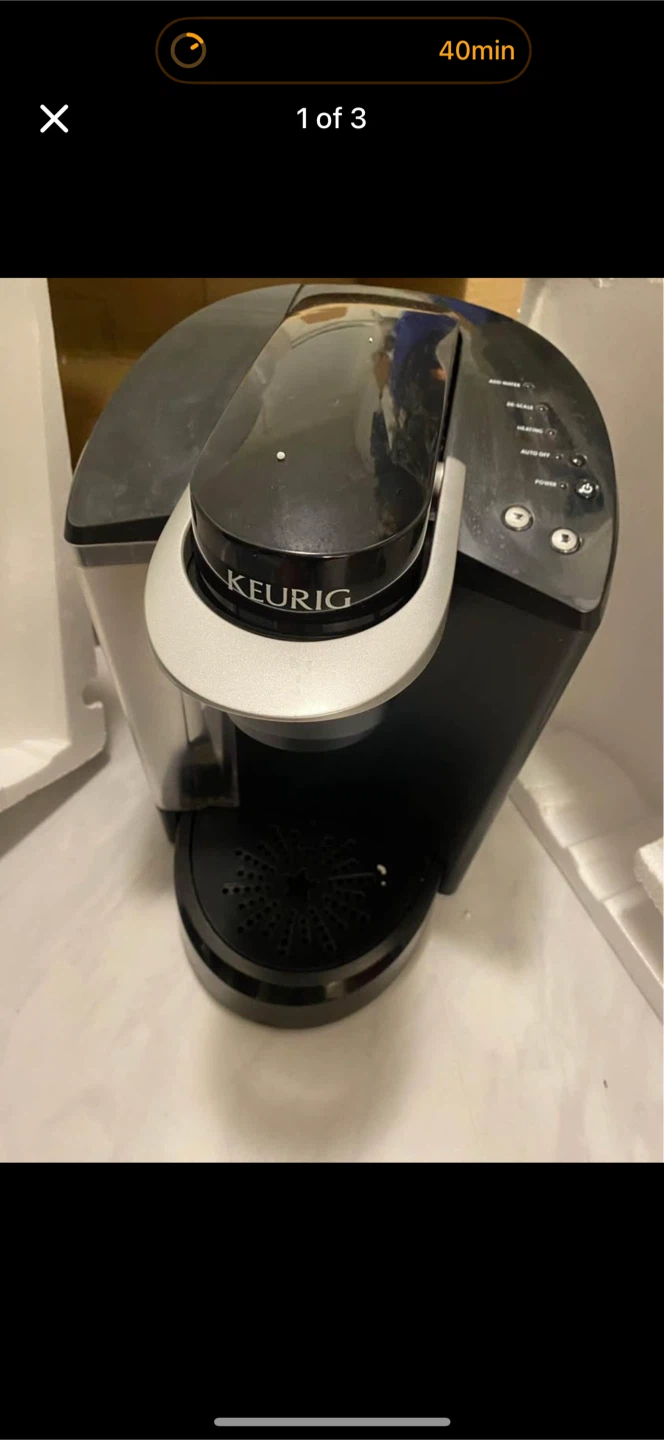 Keurig Coffee Maker with pod tray