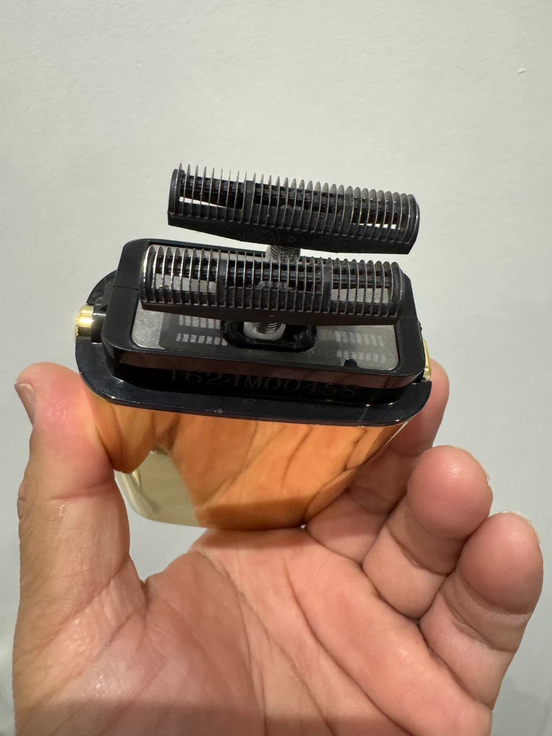 BabylissPRO FoilFX02 Cordless Metal Double Foil Shaver - photo 5