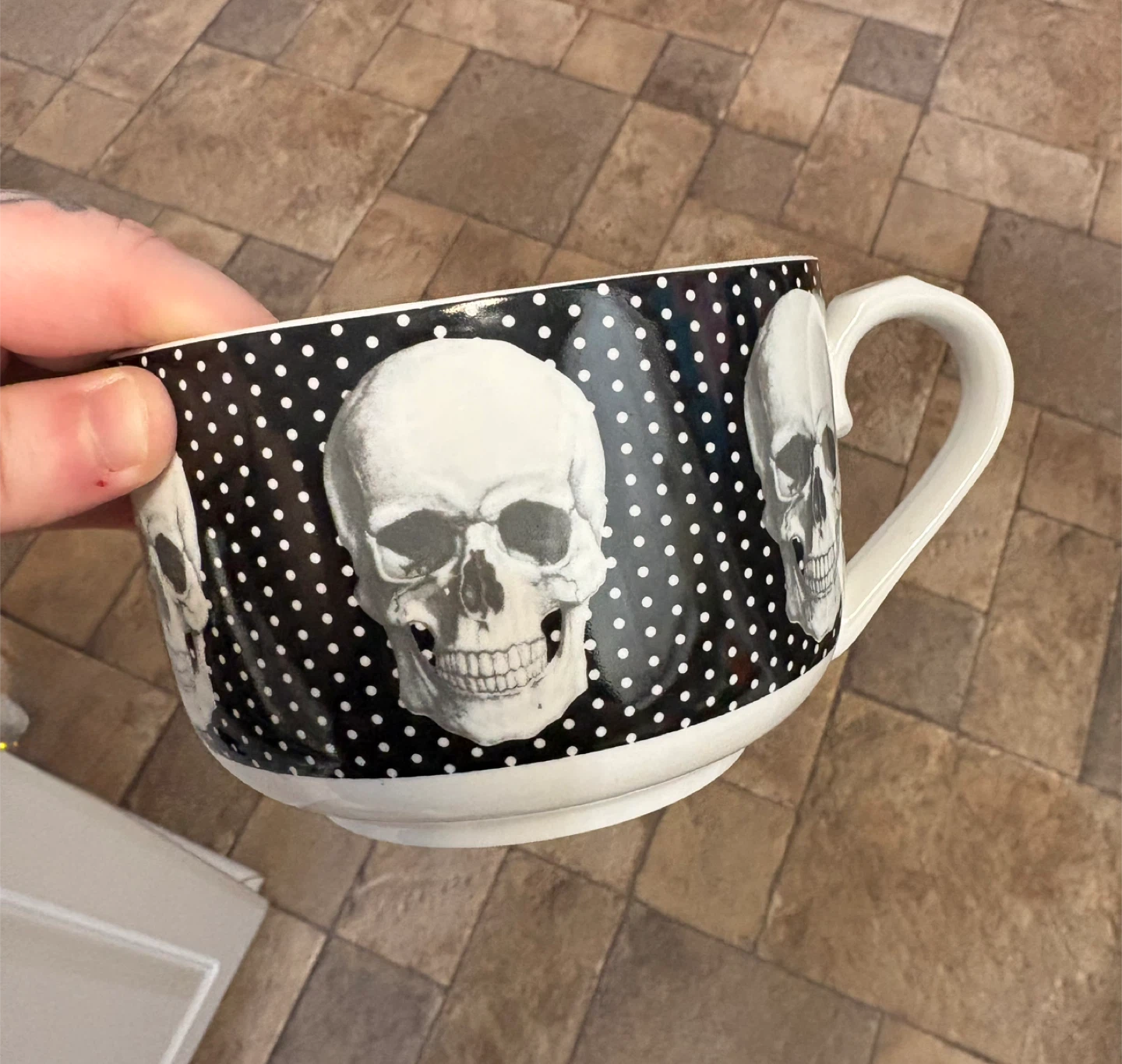 Skull Themed Dishware Set - photo 4