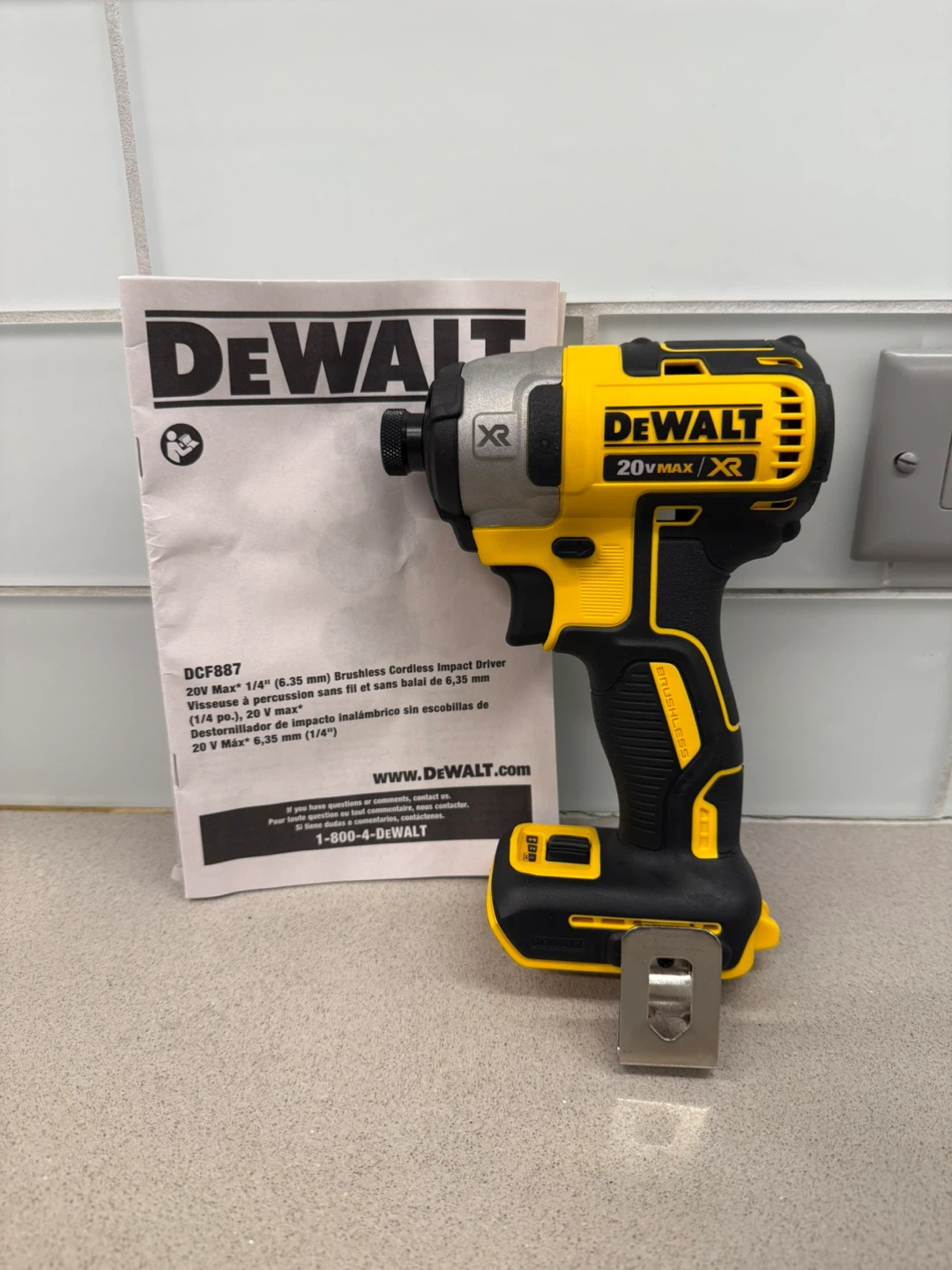 Dewalt XR Impact driver 3 speed, LED Light