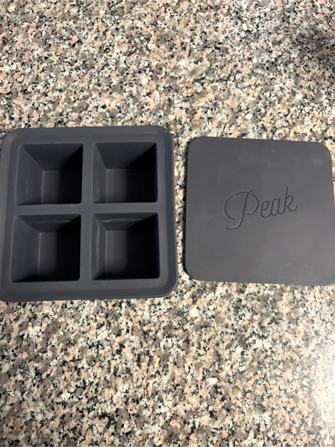 Peak Extra Large Ice Cube Tray