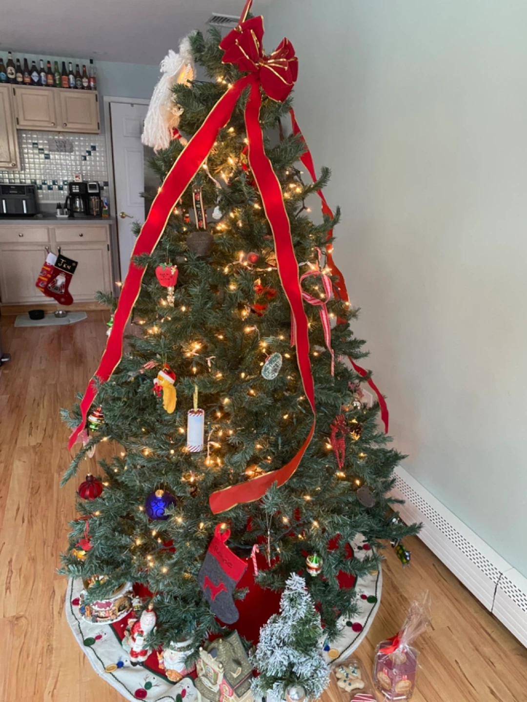 Martha Stewart 6 1/2 ft Bearpaw Mountain Tree - photo 3