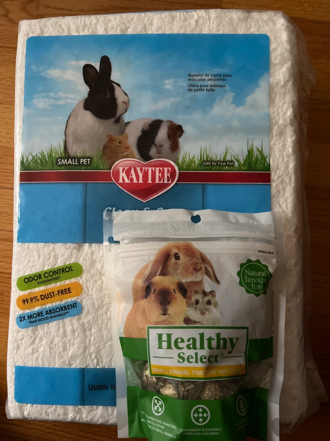 Kaytee Clean & Cozy Small Pet Bedding + Timothy Hay - photo 2