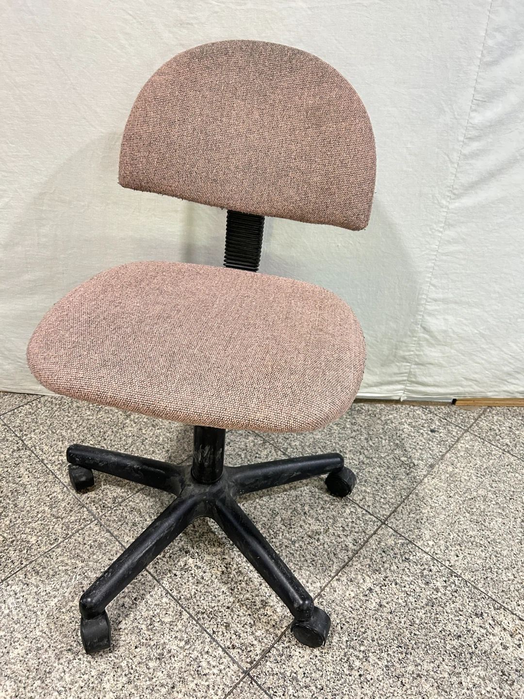 Office Chair - Pink Fabric