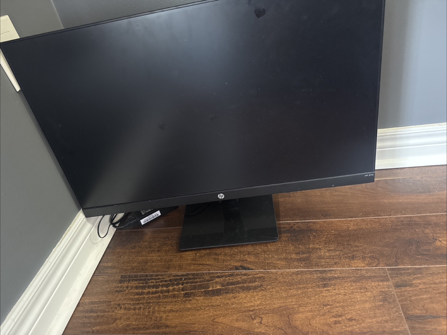 HP 27fw Monitor