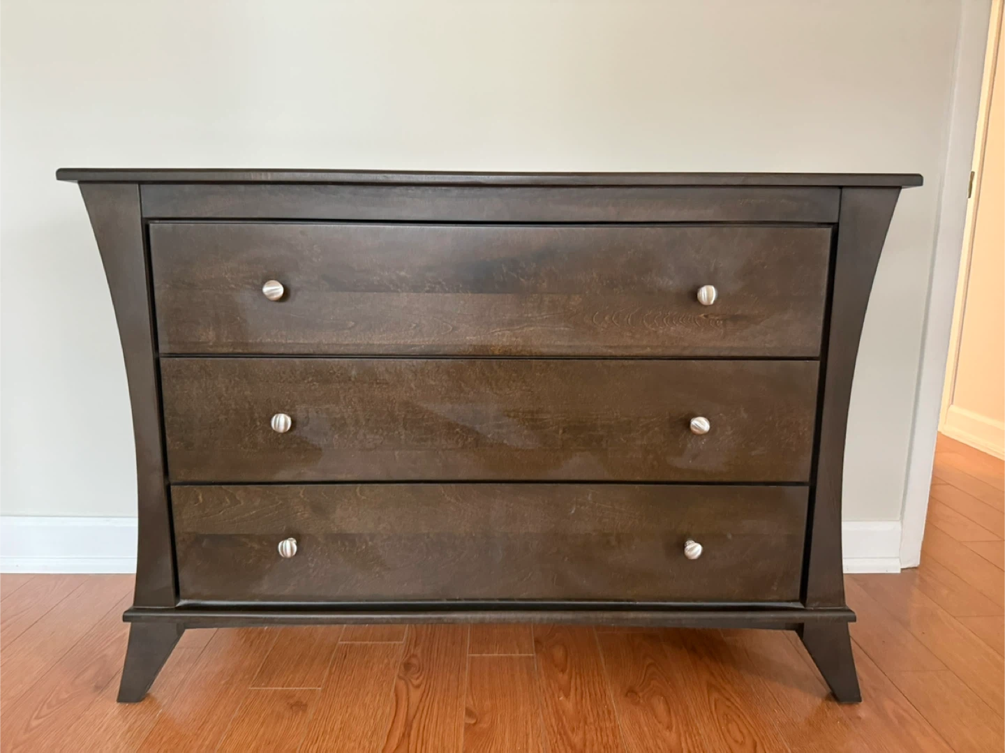 Wood Dresser w/matching Bed Frame (full) - photo 2