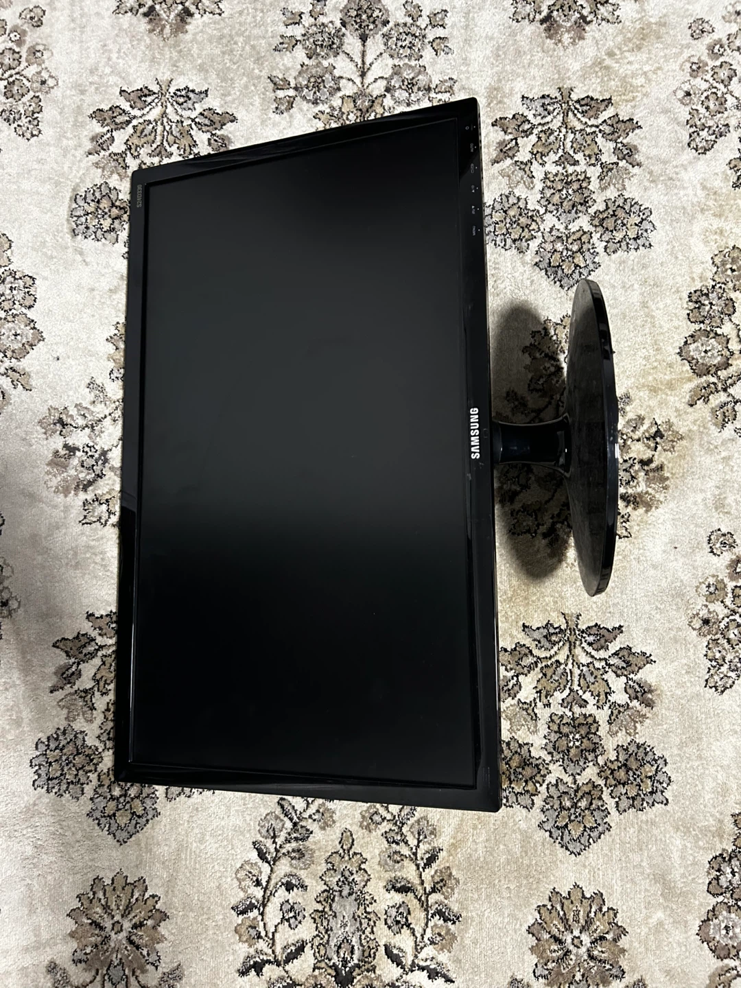 Samsung Monitor - Black